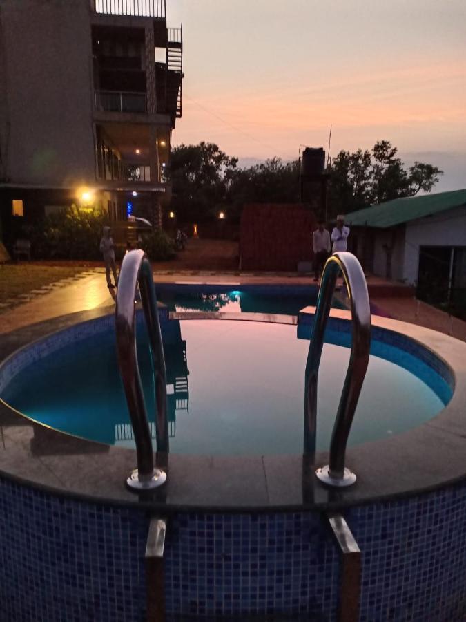 D-Lite Cottage Mahābaleshwar Esterno foto