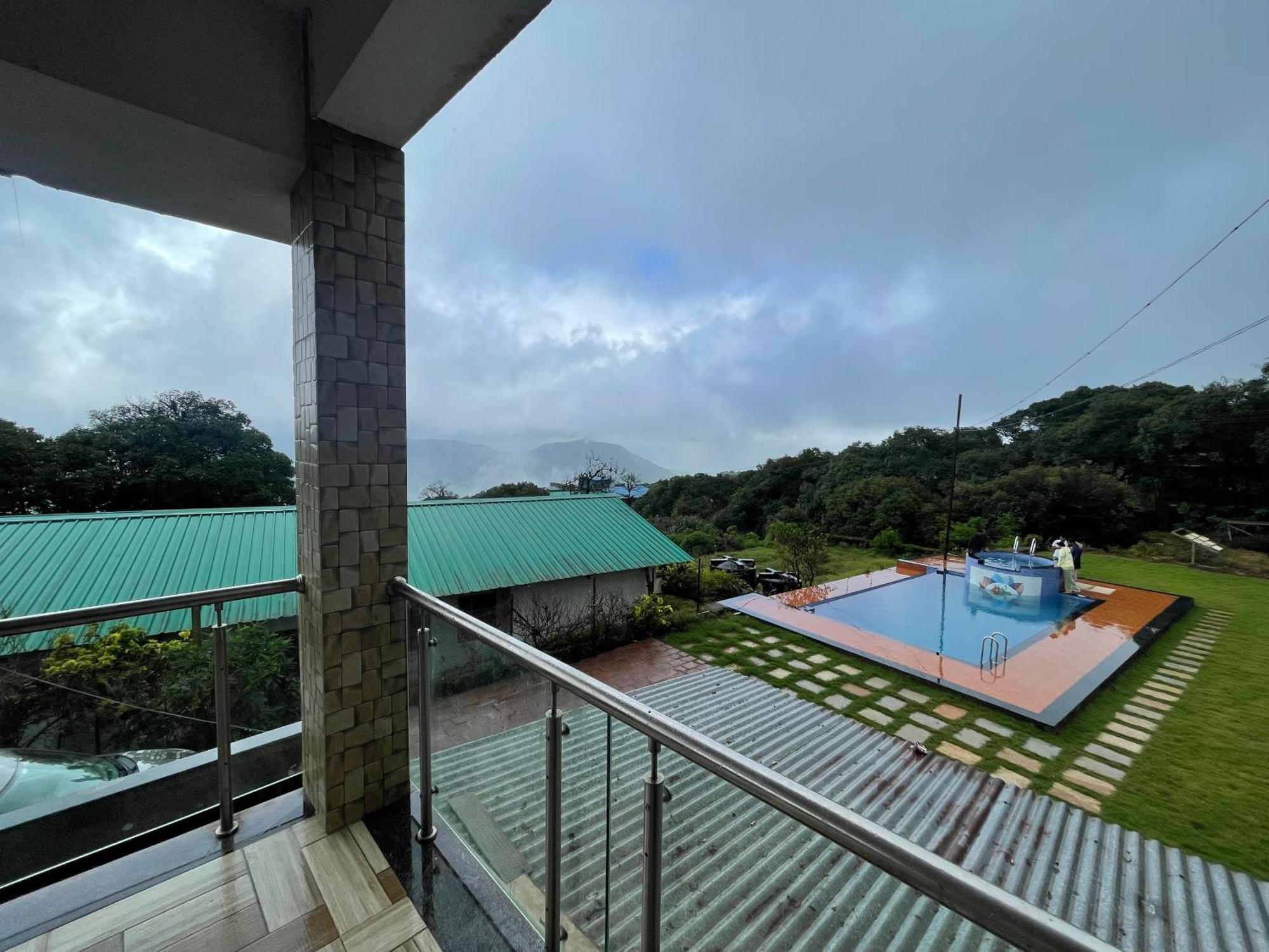 D-Lite Cottage Mahābaleshwar Esterno foto